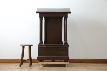 イギリスアンティーク　オーク材　美しい彫刻に注目!!　意匠を凝らした豪華レクターン　聖書台　(R-073968)