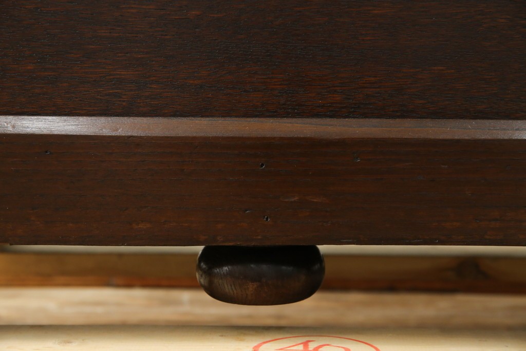 イギリスアンティーク　オーク材　美しい彫刻に注目!!　意匠を凝らした豪華レクターン　聖書台　(R-073968)