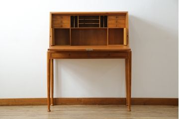 デンマークビンテージ　Illums Bolighus(イルムス ボリフス)　オーク材　老舗インテリアショップのシンプルなライティングビューロー(ワークデスク、簿記机、在宅用、在宅ワーク、北欧、ヴィンテージ)(R-073971)