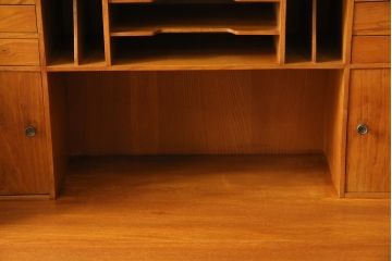 デンマークビンテージ　Illums Bolighus(イルムス ボリフス)　オーク材　老舗インテリアショップのシンプルなライティングビューロー(ワークデスク、簿記机、在宅用、在宅ワーク、北欧、ヴィンテージ)(R-073971)