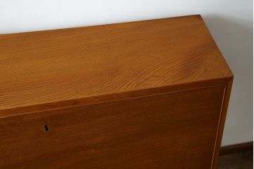 デンマークビンテージ　Illums Bolighus(イルムス ボリフス)　オーク材　老舗インテリアショップのシンプルなライティングビューロー(ワークデスク、簿記机、在宅用、在宅ワーク、北欧、ヴィンテージ)(R-073971)