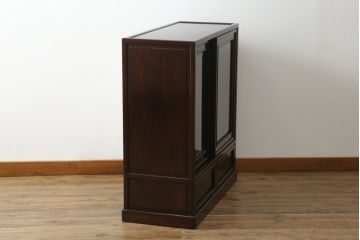 和製ビンテージ　唐木　花梨(カリン)材　和と洋どちらにも馴染むデザインが魅力のモダンな茶箪笥(収納棚、茶棚、戸棚、飾り棚、キャビネット、ヴィンテージ)(R-073977)