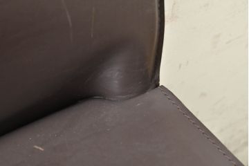 中古　Cassina(カッシーナ)　412　CAB(キャブ)　MARIO BELLINI(マリオベリーニ)　シンプルモダンな空間づくりに活躍するアームレスチェア2脚セット(ダイニングチェア、椅子、イス)(定価2脚で約52万8千円)(R-073991)