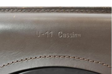 中古　Cassina(カッシーナ)　412　CAB(キャブ)　MARIO BELLINI(マリオベリーニ)　シンプルモダンな空間づくりに活躍するアームレスチェア2脚セット(ダイニングチェア、椅子、イス)(定価2脚で約52万8千円)(R-073991)