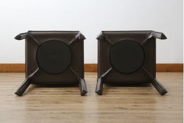 中古　Cassina(カッシーナ)　412　CAB(キャブ)　MARIO BELLINI(マリオベリーニ)　シンプルモダンな空間づくりに活躍するアームレスチェア2脚セット(ダイニングチェア、椅子、イス)(定価2脚で約52万8千円)(R-073992)