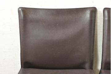 中古　Cassina(カッシーナ)　412　CAB(キャブ)　MARIO BELLINI(マリオベリーニ)　シンプルモダンな空間づくりに活躍するアームレスチェア2脚セット(ダイニングチェア、椅子、イス)(定価2脚で約52万8千円)(R-073993)