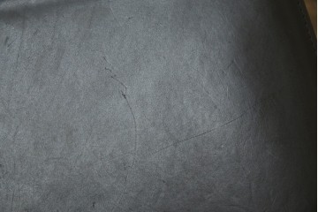 中古　Cassina(カッシーナ)　412　CAB　MARIO BELLINI(マリオベリーニ)　厚革製　背もたれのフィット感と抜群の座り心地が魅力!　シンプルモダンなアームレスチェア2脚　セット定価約52万8千円相当　(R-073993)