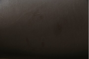 中古　Cassina(カッシーナ)　412　CAB　MARIO BELLINI(マリオベリーニ)　厚革製　背もたれのフィット感と抜群の座り心地が魅力!　シンプルモダンなアームレスチェア2脚　セット定価約52万8千円相当　(R-073993)