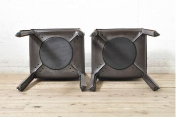 中古　Cassina(カッシーナ)　412　CAB(キャブ)　MARIO BELLINI(マリオベリーニ)　シンプルモダンな空間づくりに活躍するアームレスチェア2脚セット(ダイニングチェア、椅子、イス)(定価2脚で約52万8千円)(R-073994)