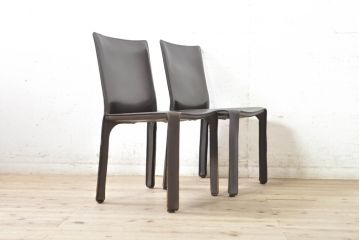 中古　Cassina(カッシーナ)　412　CAB(キャブ)　MARIO BELLINI(マリオベリーニ)　シンプルモダンな空間づくりに活躍するアームレスチェア2脚セット(ダイニングチェア、椅子、イス)(定価2脚で約52万8千円)(R-073995)