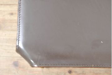 中古　Cassina(カッシーナ)　412　CAB(キャブ)　MARIO BELLINI(マリオベリーニ)　シンプルモダンな空間づくりに活躍するアームレスチェア2脚セット(ダイニングチェア、椅子、イス)(定価2脚で約52万8千円)(R-073995)