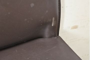 中古　Cassina(カッシーナ)　412　CAB(キャブ)　MARIO BELLINI(マリオベリーニ)　シンプルモダンな空間づくりに活躍するアームレスチェア2脚セット(ダイニングチェア、椅子、イス)(定価2脚で約52万8千円)(R-073995)