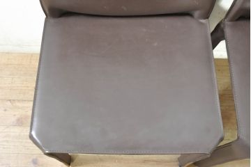中古　Cassina(カッシーナ)　412　CAB(キャブ)　MARIO BELLINI(マリオベリーニ)　シンプルモダンな空間づくりに活躍するアームレスチェア2脚セット(ダイニングチェア、椅子、イス)(定価2脚で約52万8千円)(R-073996)