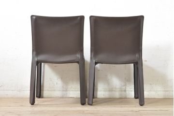 中古　Cassina(カッシーナ)　412　CAB(キャブ)　MARIO BELLINI(マリオベリーニ)　シンプルモダンな空間づくりに活躍するアームレスチェア2脚セット(ダイニングチェア、椅子、イス)(定価2脚で約52万8千円)(R-073996)