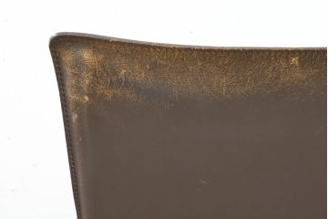 中古　Cassina(カッシーナ)　412　CAB(キャブ)　MARIO BELLINI(マリオベリーニ)　シンプルモダンな空間づくりに活躍するアームレスチェア2脚セット(ダイニングチェア、椅子、イス)(定価2脚で約52万8千円)(R-073997)