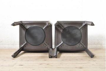 中古　Cassina(カッシーナ)　412　CAB(キャブ)　MARIO BELLINI(マリオベリーニ)　シンプルモダンな空間づくりに活躍するアームレスチェア2脚セット(ダイニングチェア、椅子、イス)(定価2脚で約52万8千円)(R-073997)