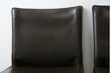 中古　Cassina(カッシーナ)　412　CAB　MARIO BELLINI(マリオベリーニ)　厚革製　背もたれのフィット感と抜群の座り心地が魅力!　シンプルモダンなアームレスチェア2脚　セット定価約52万8千円相当　(R-073997)
