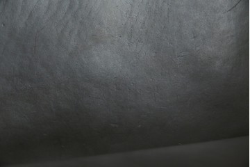 中古　Cassina(カッシーナ)　412　CAB　MARIO BELLINI(マリオベリーニ)　厚革製　背もたれのフィット感と抜群の座り心地が魅力!　シンプルモダンなアームレスチェア2脚　セット定価約52万8千円相当　(R-073997)