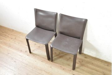 中古　Cassina(カッシーナ)　412　CAB(キャブ)　MARIO BELLINI(マリオベリーニ)　シンプルモダンな空間づくりに活躍するアームレスチェア2脚セット(ダイニングチェア、椅子、イス)(定価2脚で約52万8千円)(R-073998)