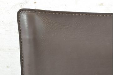 中古　Cassina(カッシーナ)　412　CAB(キャブ)　MARIO BELLINI(マリオベリーニ)　シンプルモダンな空間づくりに活躍するアームレスチェア2脚セット(ダイニングチェア、椅子、イス)(定価2脚で約52万8千円)(R-073998)