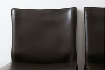 中古　Cassina(カッシーナ)　412　CAB(キャブ)　MARIO BELLINI(マリオベリーニ)　シンプルモダンな空間づくりに活躍するアームレスチェア2脚セット(ダイニングチェア、椅子、イス)(定価2脚で約52万8千円)(R-073999)