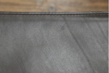 中古　Cassina(カッシーナ)　412　CAB(キャブ)　MARIO BELLINI(マリオベリーニ)　シンプルモダンな空間づくりに活躍するアームレスチェア2脚セット(ダイニングチェア、椅子、イス)(定価2脚で約52万8千円)(R-073999)