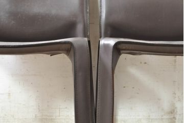 中古　Cassina(カッシーナ)　412　CAB(キャブ)　MARIO BELLINI(マリオベリーニ)　シンプルモダンな空間づくりに活躍するアームレスチェア2脚セット(ダイニングチェア、椅子、イス、バラ売り可能)(定価2脚で約52万8千円)(R-074000)