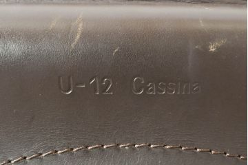 中古　Cassina(カッシーナ)　412　CAB(キャブ)　MARIO BELLINI(マリオベリーニ)　シンプルモダンな空間づくりに活躍するアームレスチェア2脚セット(ダイニングチェア、椅子、イス、バラ売り可能)(定価2脚で約52万8千円)(R-074000)