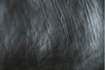 中古　Cassina(カッシーナ)　412　CAB　MARIO BELLINI(マリオベリーニ)　厚革製　背もたれのフィット感と抜群の座り心地が魅力!　シンプルモダンなアームレスチェア2脚　セット定価約52万8千円　(R-074001)