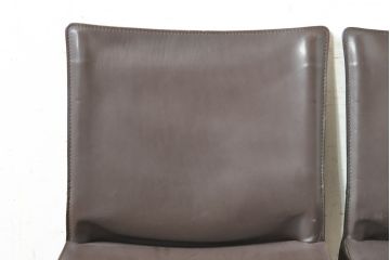 中古　Cassina(カッシーナ)　412　CAB(キャブ)　MARIO BELLINI(マリオベリーニ)　シンプルモダンな空間づくりに活躍するアームレスチェア2脚セット(ダイニングチェア、椅子、イス)(定価2脚で約52万8千円)(R-074001)