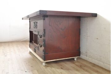 中古　美品　遠野民芸家具　美しい木目が魅力的な漆塗りの囲炉裏テーブル(長火鉢、木製火鉢、ダイニングテーブル、食卓、4人掛け)(定価約80万円)(R-074003)