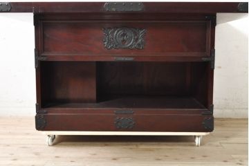 中古　美品　遠野民芸家具　美しい木目が魅力的な漆塗りの囲炉裏テーブル(長火鉢、木製火鉢、ダイニングテーブル、食卓、4人掛け)(定価約80万円)(R-074003)