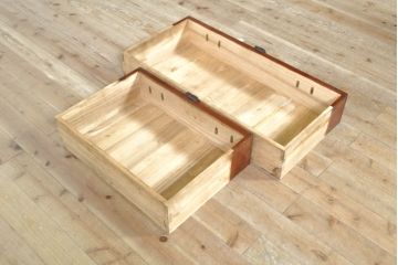 和製アンティーク　前面欅(ケヤキ)材　和の空間づくりにおすすめの六丁引き庄内箪笥(二段重ね箪笥、時代箪笥、和たんす、整理たんす、収納タンス、衣装タンス、引き出し)(R-074011)