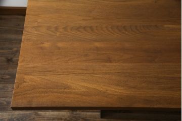 中古　arflex(アルフレックス)　Riva(リーヴァ)　NATURA(ナチュラ)　お洒落な空間作りにおすすめのダイニングテーブル(食卓、4人掛け、6人掛け、作業台)(定価約80万円)(R-074012)