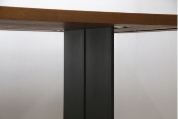 中古　arflex(アルフレックス)　Riva(リーヴァ)　NATURA(ナチュラ)　お洒落な空間作りにおすすめのダイニングテーブル(食卓、4人掛け、6人掛け、作業台)(定価約80万円)(R-074012)