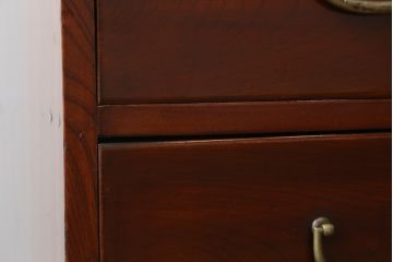 和製ビンテージ　美品!!　天板付きリメイク　前面欅(ケヤキ)材　漆塗り　艶のある木の色味と美しい杢目が魅力的なローボード(テレビ台、テレビボード、ローチェスト、収納箪笥、衣装箪笥、和タンス、引き出し、ヴィンテージ)(R-074017)