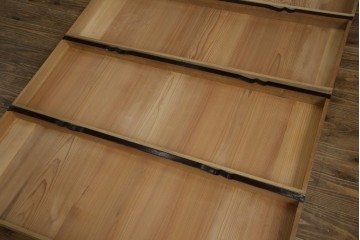 和製ヴィンテージ　美品!!　前面欅(ケヤキ)材　漆塗り　艶のある木の色味と美しい杢目が魅力的なローボード　(R-074018)