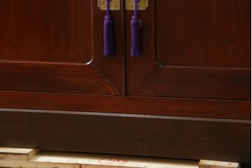 和製ヴィンテージ　美品!!　前面欅(ケヤキ)材　漆塗り　艶のある木の色味と美しい杢目が魅力的なローボード　(R-074018)