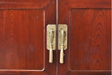 和製ビンテージ　美品!!　前面欅(ケヤキ)材　漆塗り　艶のある木の色味と美しい杢目が魅力的な三段重ね箪笥(収納箪笥、衣装箪笥、着物箪笥、和タンス、引き出し、ヴィンテージ)(R-074020)