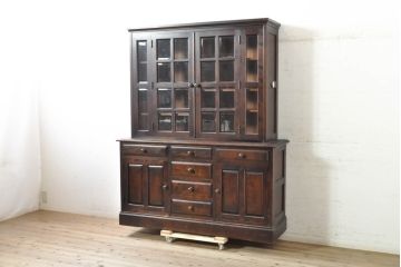 中古　北海道民芸家具　シックな佇まいが魅力的な品格あるカップボード(食器棚、収納棚、戸棚)(R-074021)