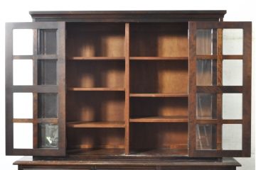 中古　北海道民芸家具　シックな佇まいが魅力的な品格あるカップボード(食器棚、収納棚、戸棚)(R-074021)