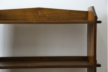 和製アンティーク　栓材　象嵌　どこか懐かしい雰囲気の漂う楔(くさび)式本棚　(R-074022)