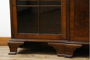 イギリスアンティーク　Lloyd's Antiques(ロイズ・アンティークス)取り扱い　名門　WARING&GILLOW(ワーリングアンドギロー)社製　マホガニー材　クラシカルな雰囲気溢れるサイドボード(キャビネット、飾り棚、収納棚、戸棚、英国)(R-074025)