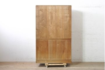 和製ビンテージ　国産　職人手造り品　鹿モチーフの細やかな装飾金具が上品な総桐箪笥(並厚、桐たんす、和タンス、着物箪笥、衣装箪笥、収納たんす、引き出し、ヴィンテージ)(R-074027)