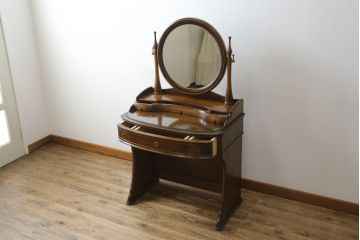 中古　松永工房　アンジュ　クラシカルな雰囲気漂うドレッサーとチェアのセット(化粧台、鏡台、ミラー、イス、椅子)(R-074028)