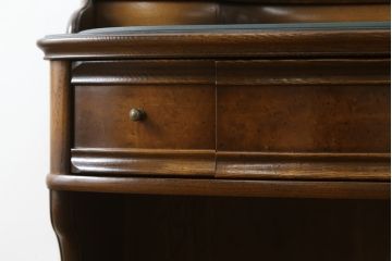 中古　松永工房　アンジュ　クラシカルな雰囲気漂うドレッサーとチェアのセット(化粧台、鏡台、ミラー、イス、椅子)(R-074028)
