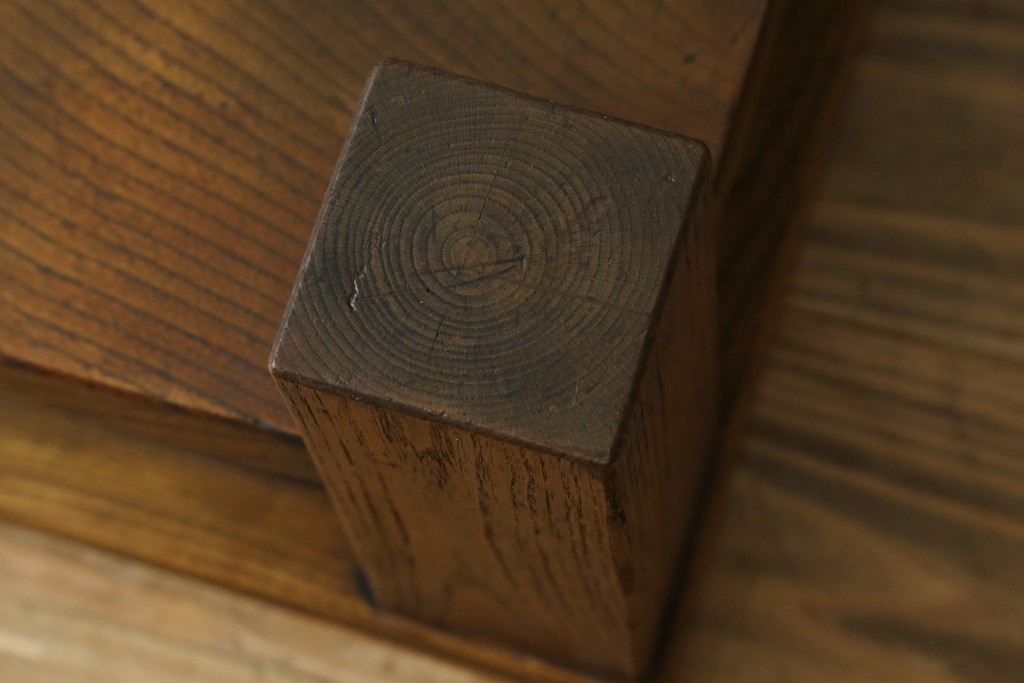 和製アンティーク　総欅(ケヤキ)材　シンプルなデザインで取り入れやすい置き床　(R-074032)