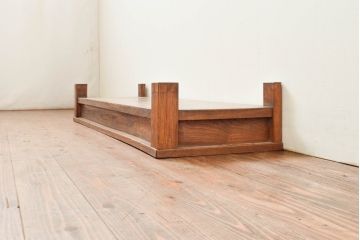 和製アンティーク　総欅(ケヤキ)材　シンプルなデザインで取り入れやすい置き床(置床、ローボード、リビングボード、テレビ台、テレビボード、飾り台)(R-074032)