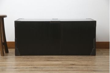 和製アンティーク　美品　上手物　人気の角手引き手の庄内箪笥ローボード(テレビ台、テレビボード、時代箪笥、整理タンス、収納たんす、ローチェスト、引き出し)(R-074035)