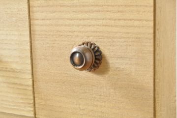 和製ビンテージ　国産　職人手造り　引き出し56杯!　小物整理に活躍してくれる上品な総桐薬箪笥(小物収納、総桐箪笥、総桐たんす、整理箪笥、チェスト、ヴィンテージ)(R-074036)